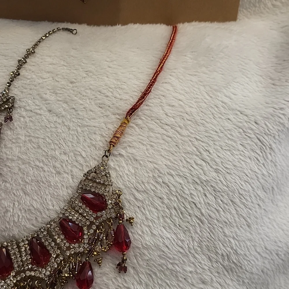 Source Unknown Red and Silver Necklace Set - Picture 2 of 9